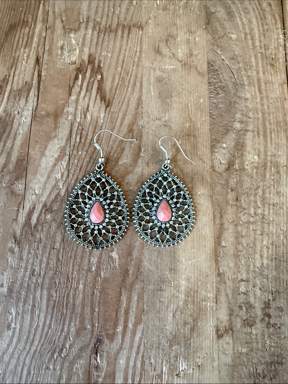 Ornate Silver-Tone Filigree Teardrop Earrings with Pink Stone